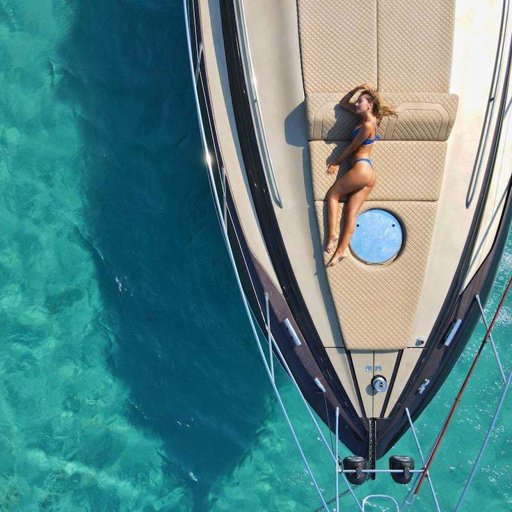 SoftMirrorLounge yacht fleet